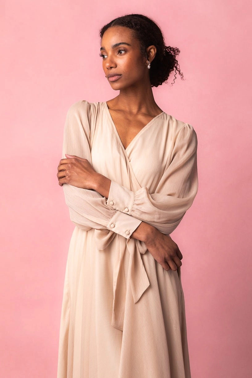 Andie Dress in Champagne