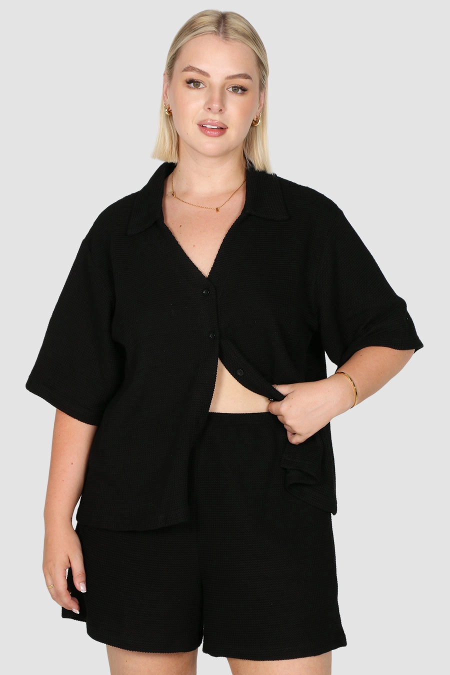 CAPRI WAFFLE SHORTS BLACK