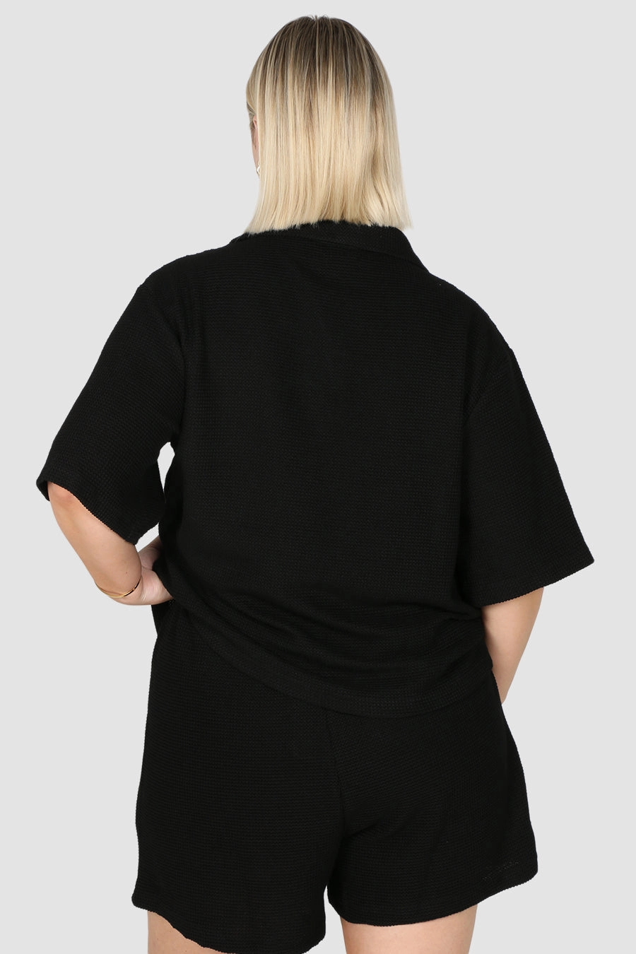 CAPRI WAFFLE SHORTS BLACK