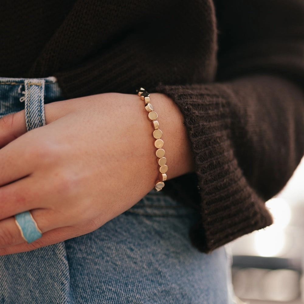 Cultured Coin Stretch Bracelet