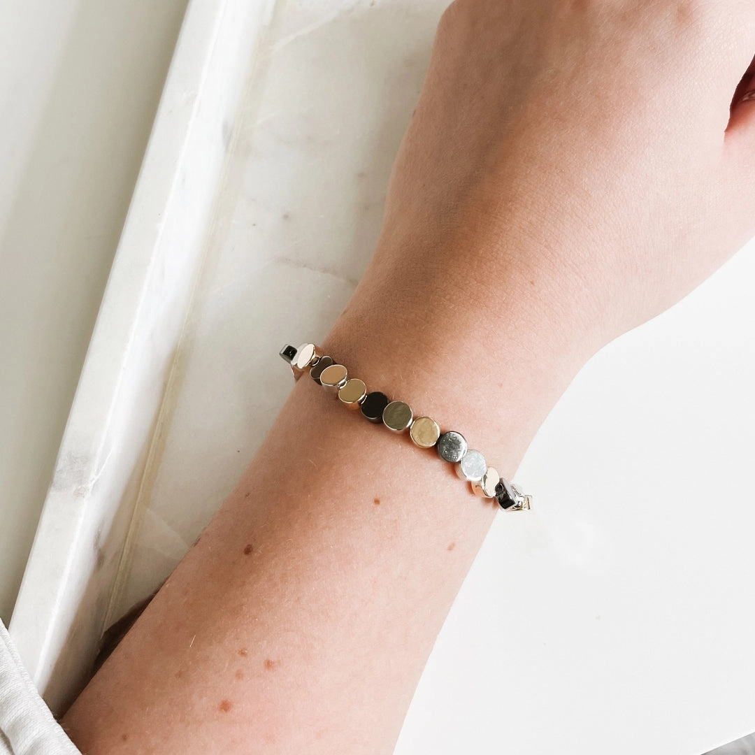 Cultured Coin Stretch Bracelet