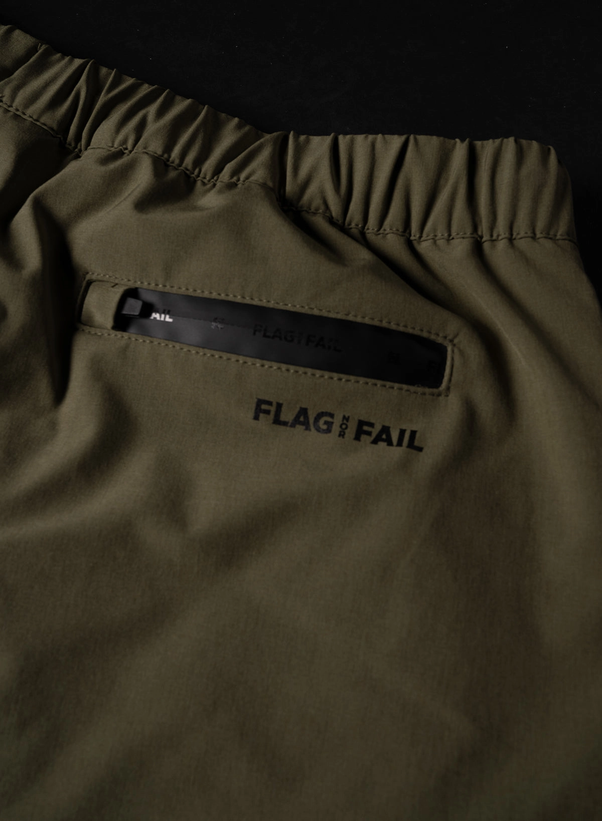 EVERYDAY SHORTS 7.5" - OLIVE