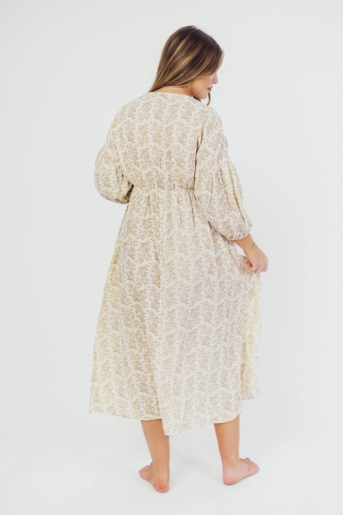 Hunter 100% Cotton Gauze Midi Dress in Natural/Tan Floral - Bump Friendly and Inclusive Sizing