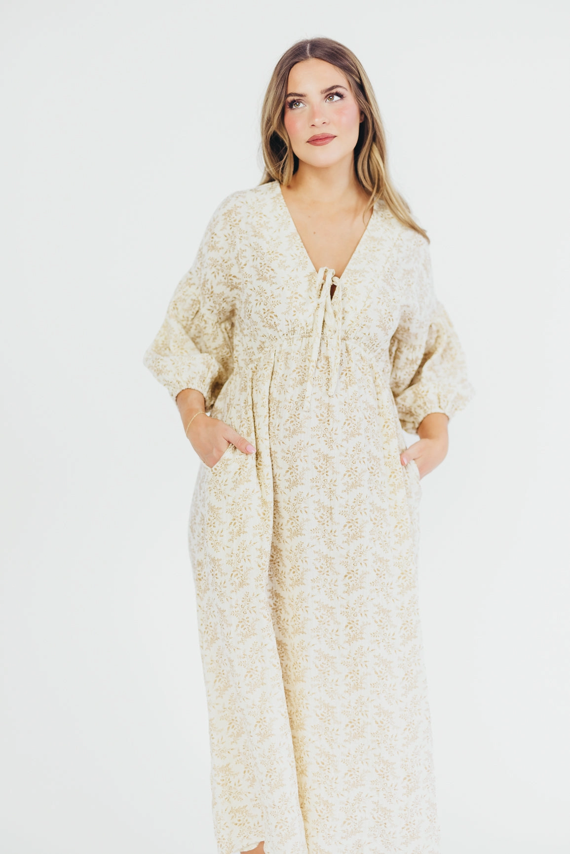 Hunter 100% Cotton Gauze Midi Dress in Natural/Tan Floral - Bump Friendly and Inclusive Sizing