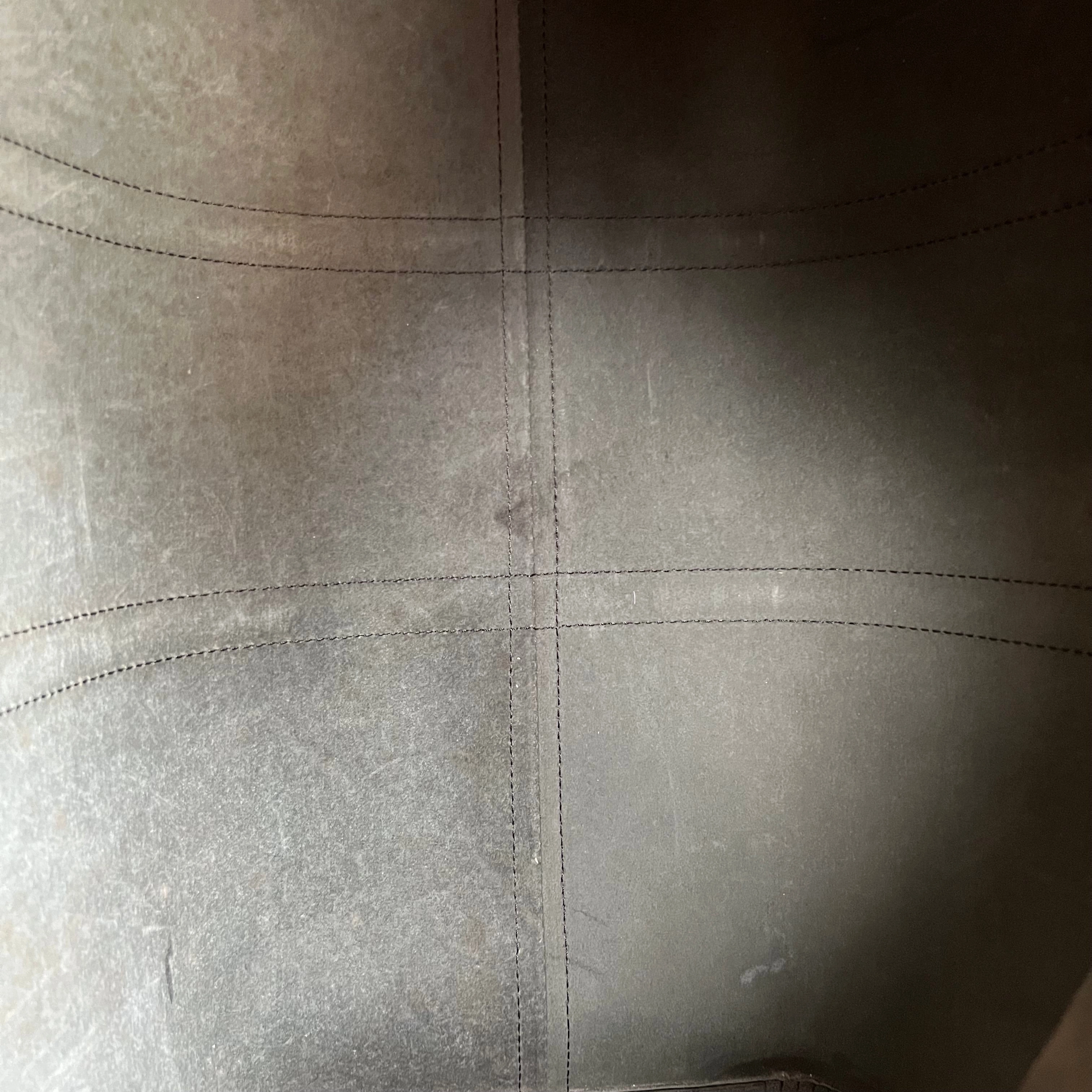 LOUIS VUITTON Epi Keepall 45 Black