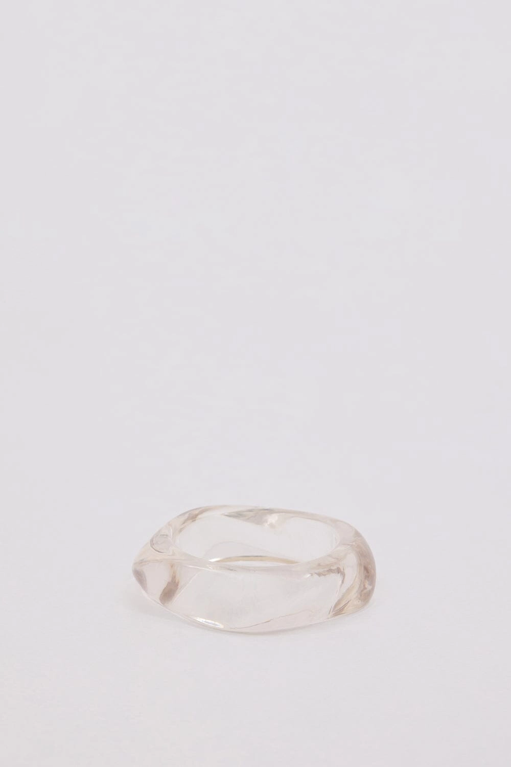 NOAH THE LABEL CLEAR RESIN BANGLE